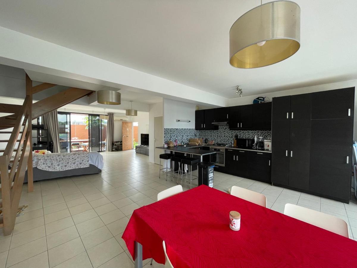 Chez Sophie Et Baptiste Apartment ปาเปเอเต ภายนอก รูปภาพ